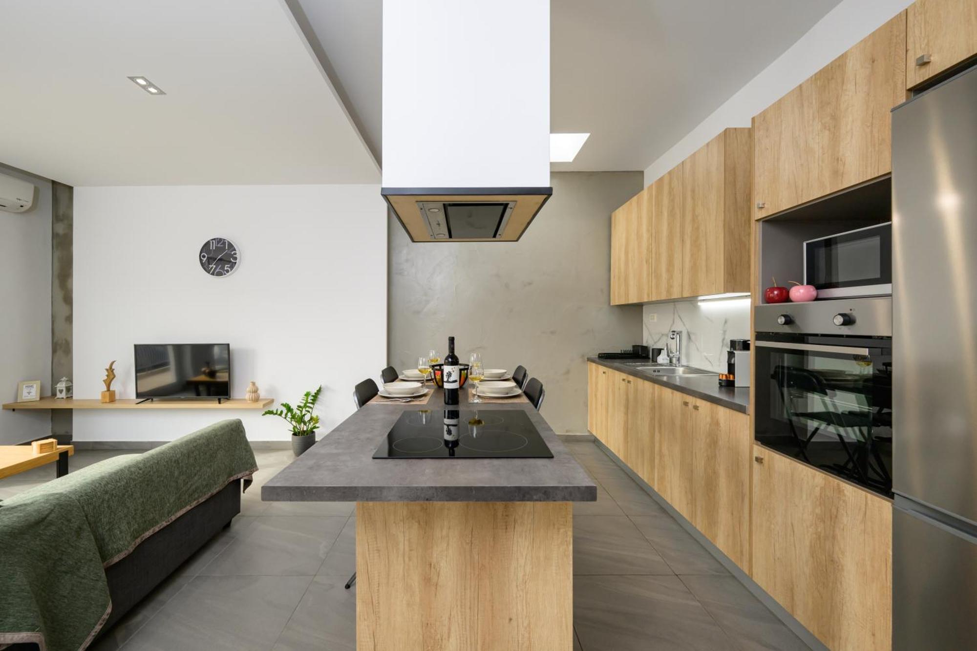 Modern Spacious Apartment Kissamos Exterior photo