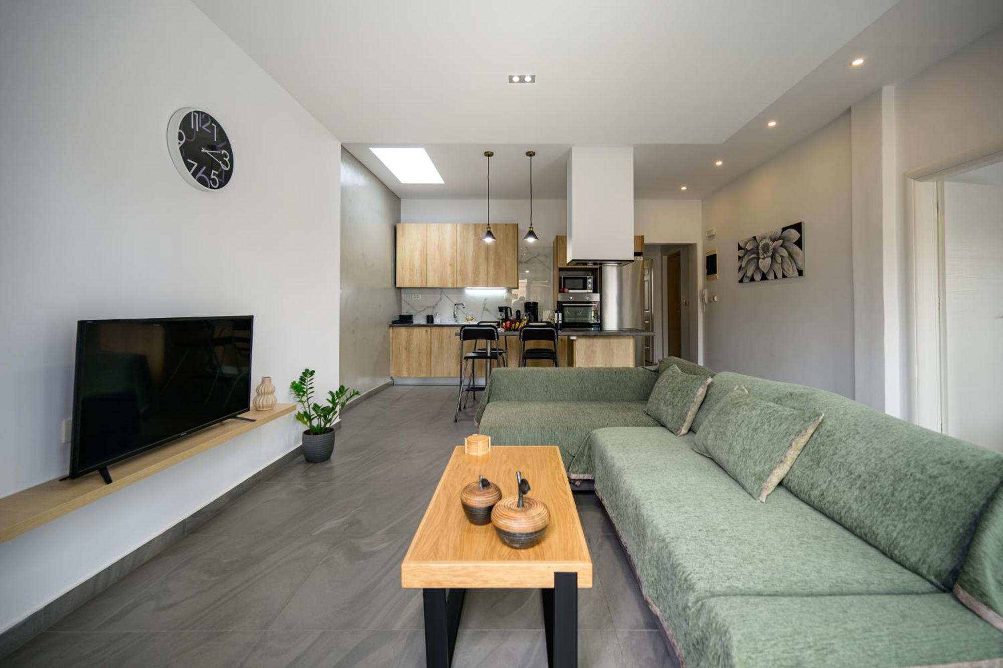 Modern Spacious Apartment Kissamos Exterior photo