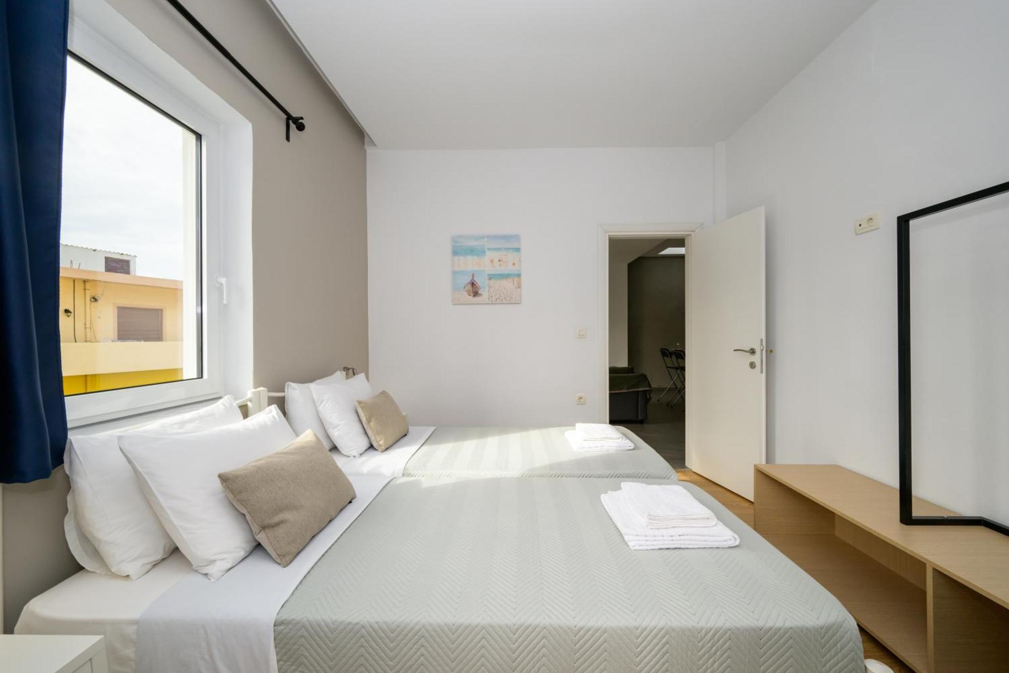 Modern Spacious Apartment Kissamos Exterior photo