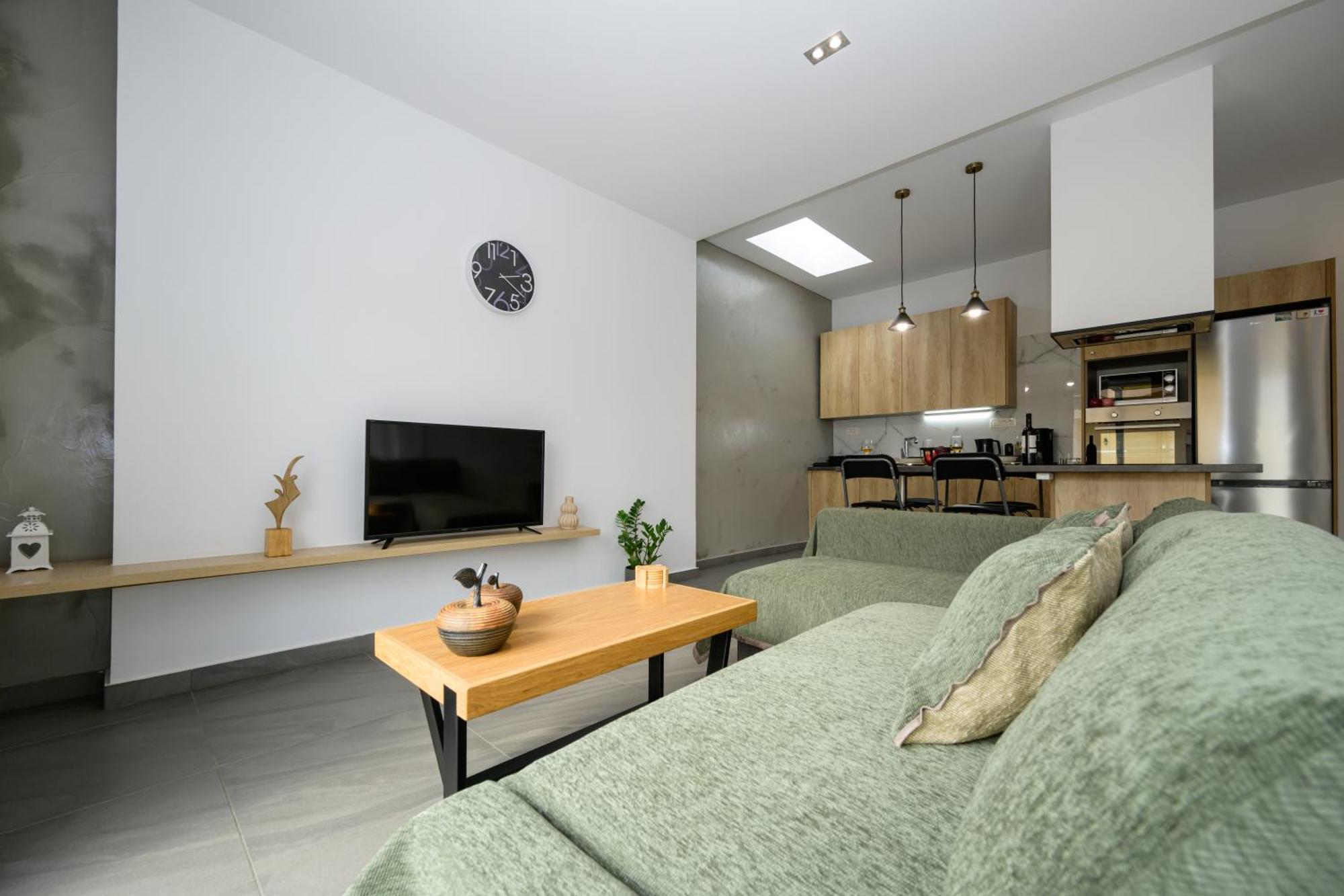 Modern Spacious Apartment Kissamos Exterior photo